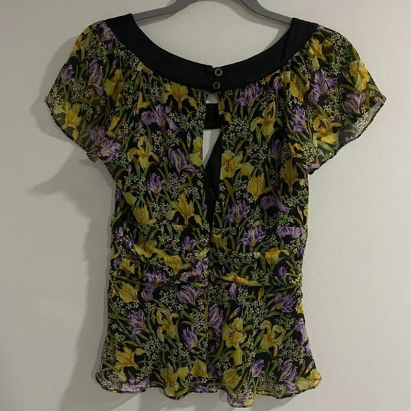 guess silk floral keyhole blouse Small Peplum Top - Picture 2 of 5